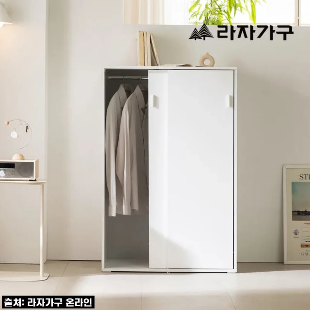 찐후기! 품절임박 '라자가구 밀크 낮은 옷장 800', 내 방에 딱 맞춤 수납 혁명! (할인 놓치면 후회각!)
