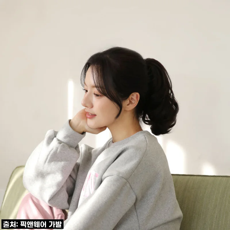 이게 바로 갓생템! 장마철 엉킴 없이 찰랑이는 포니테일, 이건 꼭 사야 해!