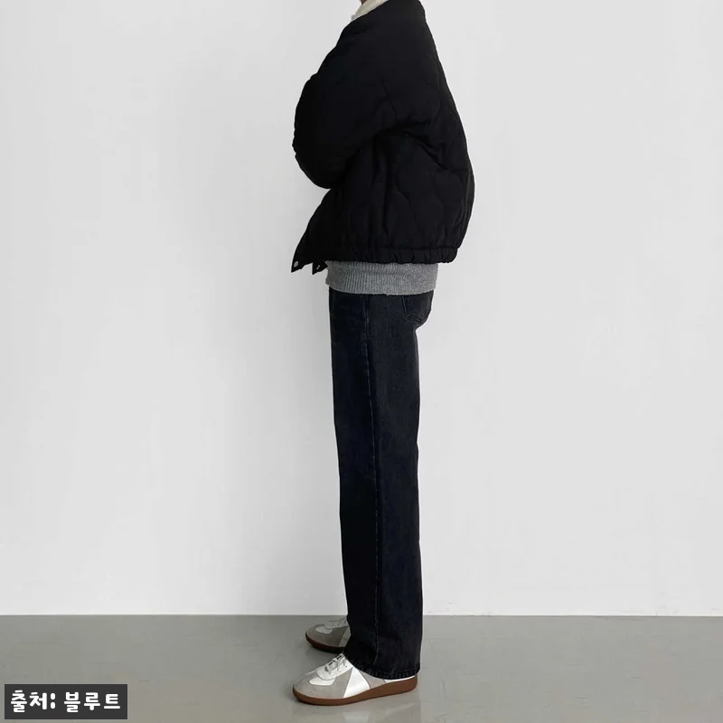양털 카라 패딩 자켓과 흑청 세미와이 관련 이미지 2